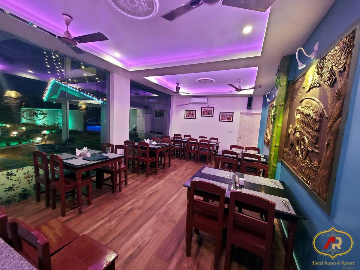 Hotel Aayes And Resort Shānti Niketan Buitenkant foto