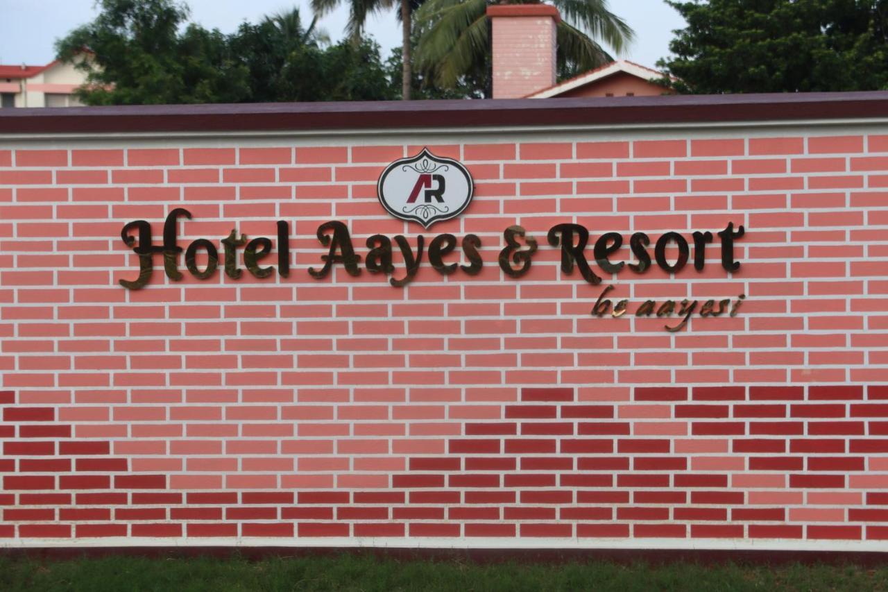 Hotel Aayes And Resort Shānti Niketan Buitenkant foto