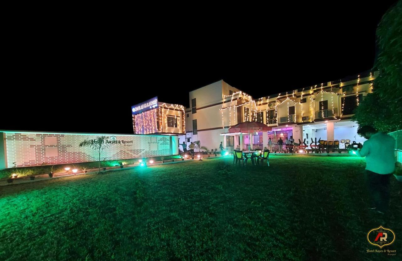Hotel Aayes And Resort Shānti Niketan Buitenkant foto